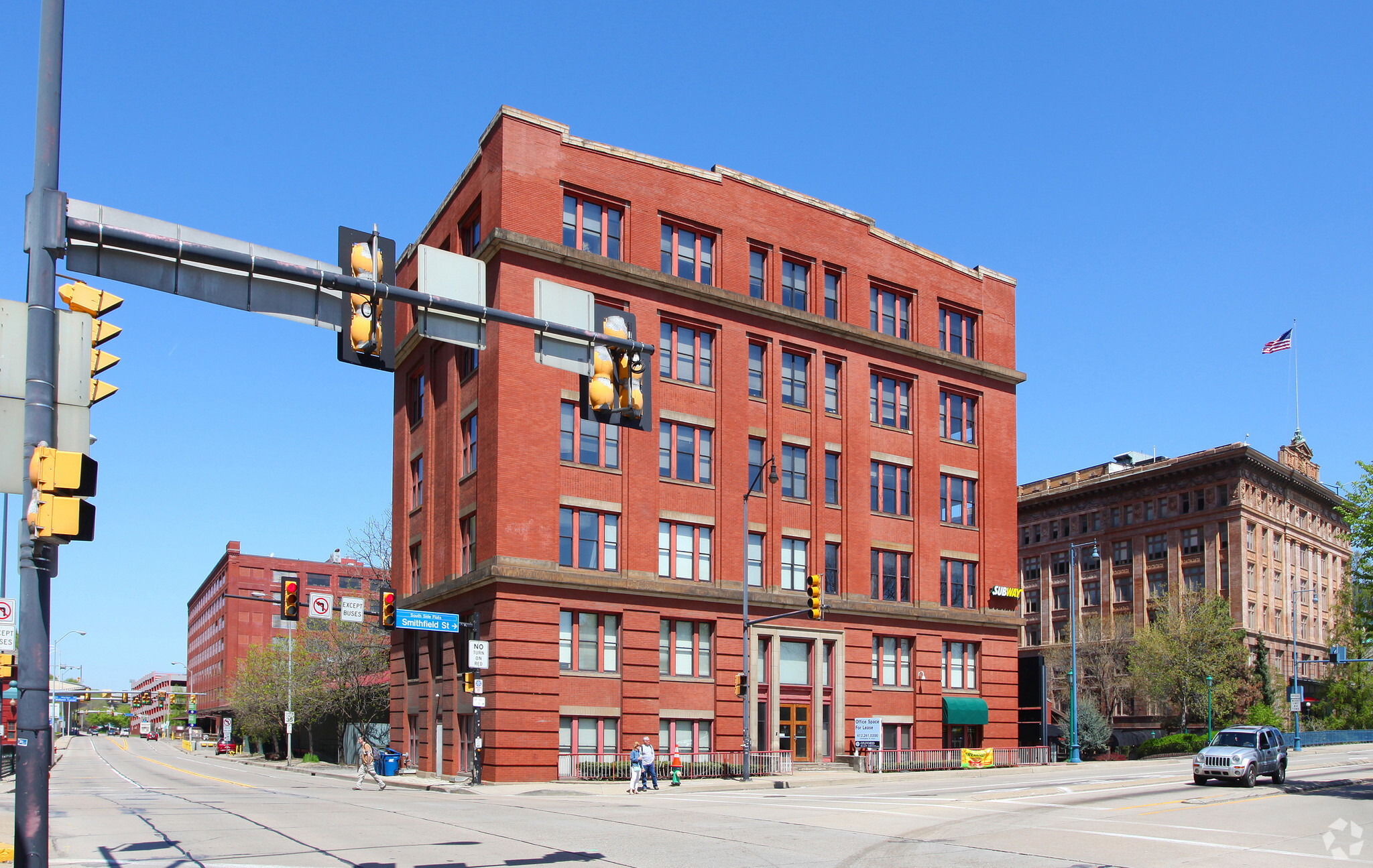 125 W Station Square Dr, Pittsburgh, PA for lease Building Photo- Image 1 of 10