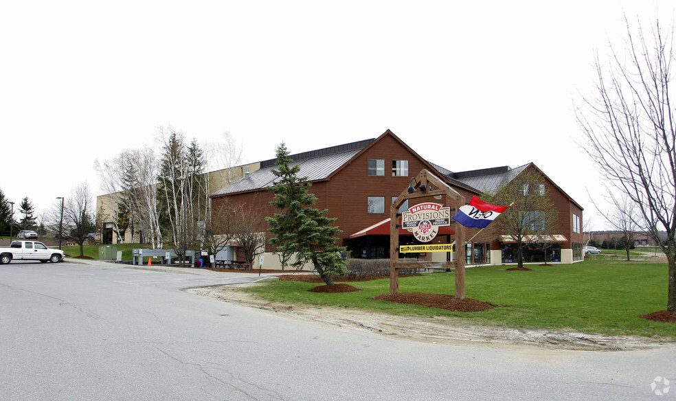 329 Harvest Ln, Williston, VT for sale - Primary Photo - Image 1 of 1