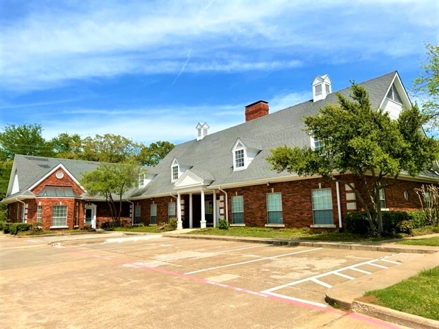 1115 Memorial Dr, Denison, TX for lease - Building Photo - Image 1 of 14