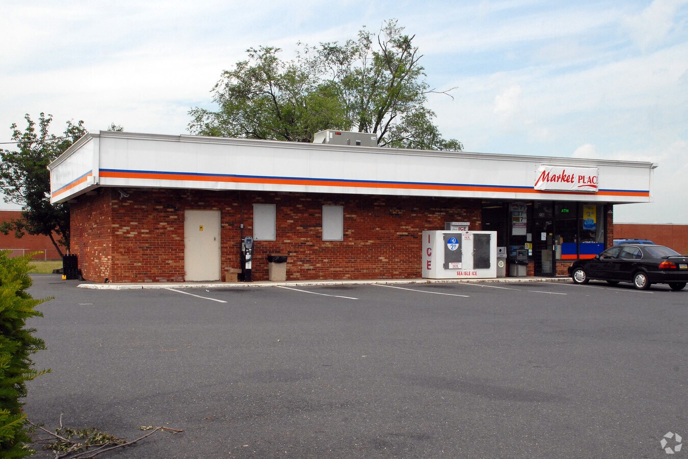 236 S Chester Ave, Delran, NJ 08075