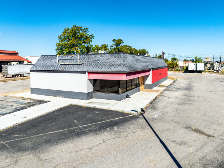 1115 Coliseum Blvd, Montgomery, AL for sale - Building Photo - Image 1 of 6