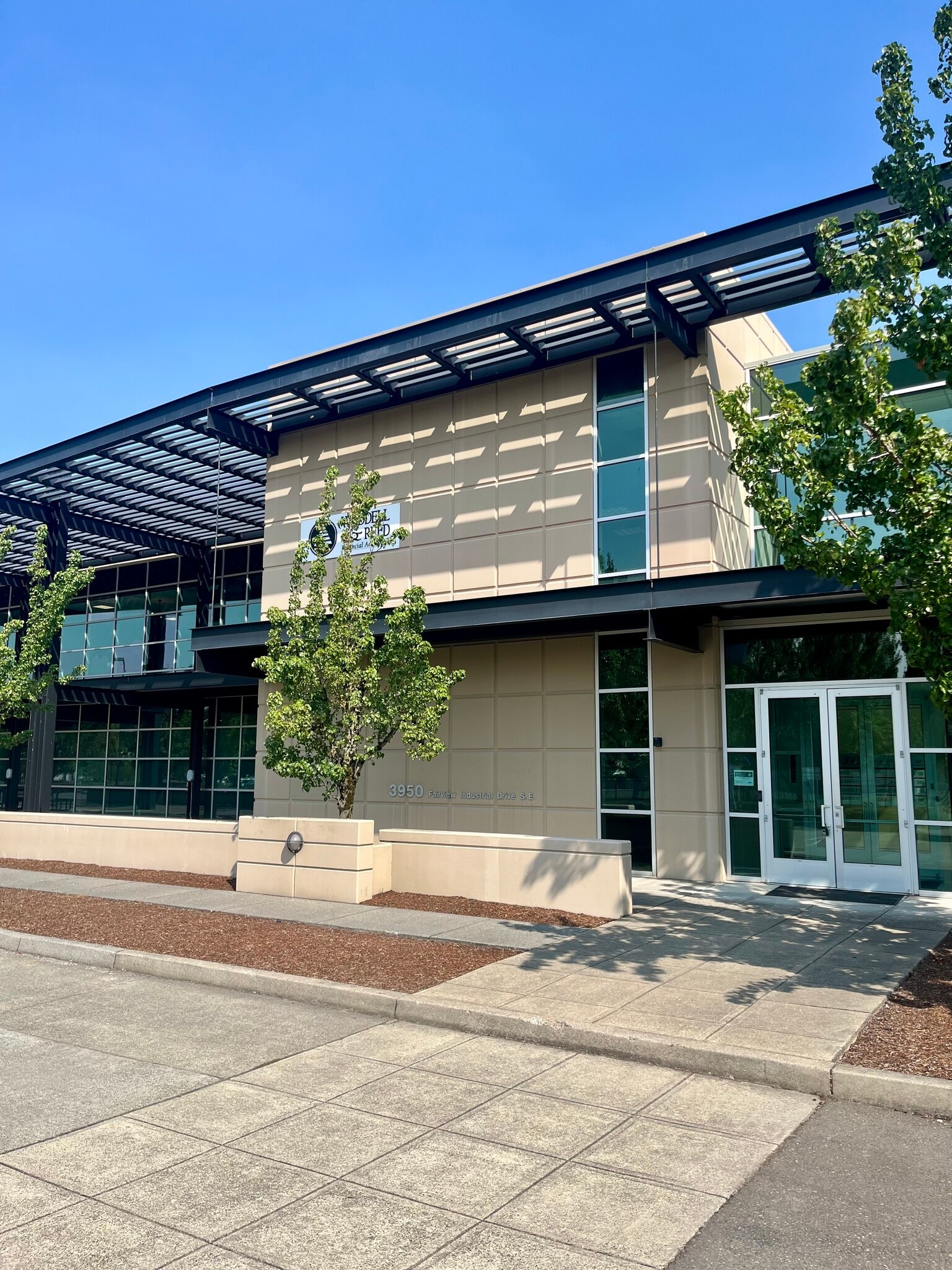 3950 Fairview Industrial Dr SE, Salem, OR for lease Interior Photo- Image 1 of 16