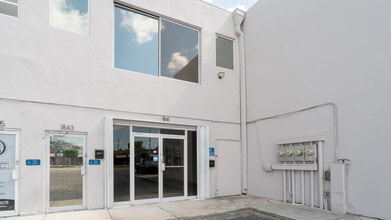 1833-1847 NW 20th St, Miami, FL for lease Building Photo- Image 2 of 5