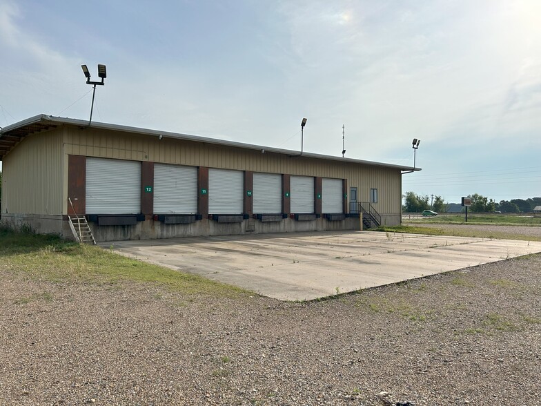 8101 N State Line Ave, Texarkana, TX for lease - Building Photo - Image 3 of 4