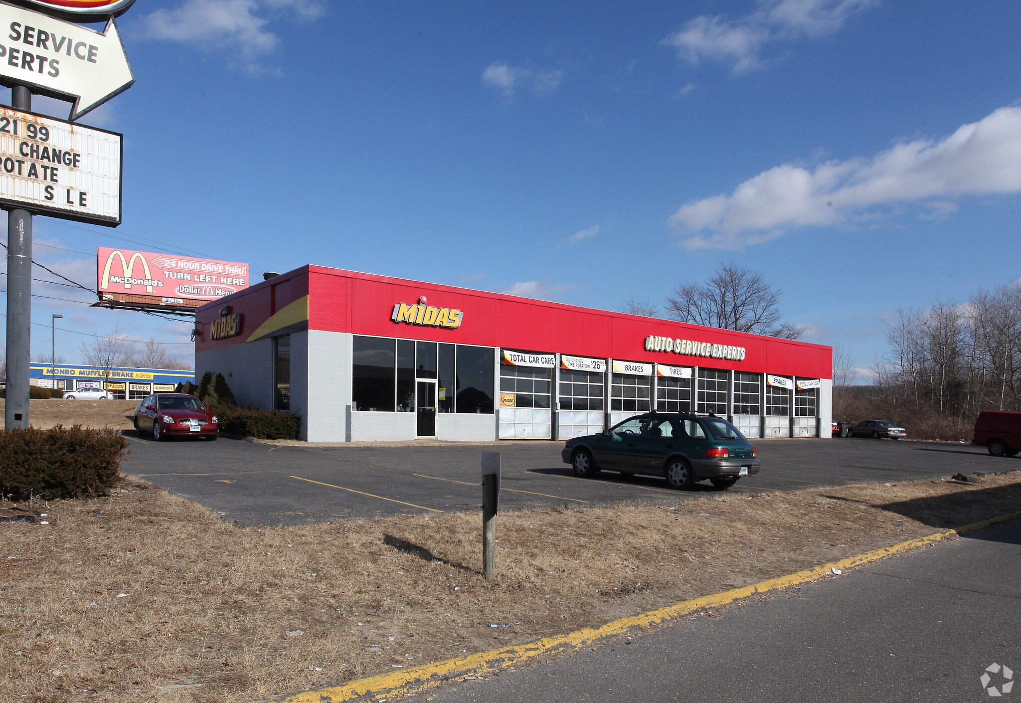 1012 Wolcott St, Waterbury, CT for lease Primary Photo- Image 1 of 11