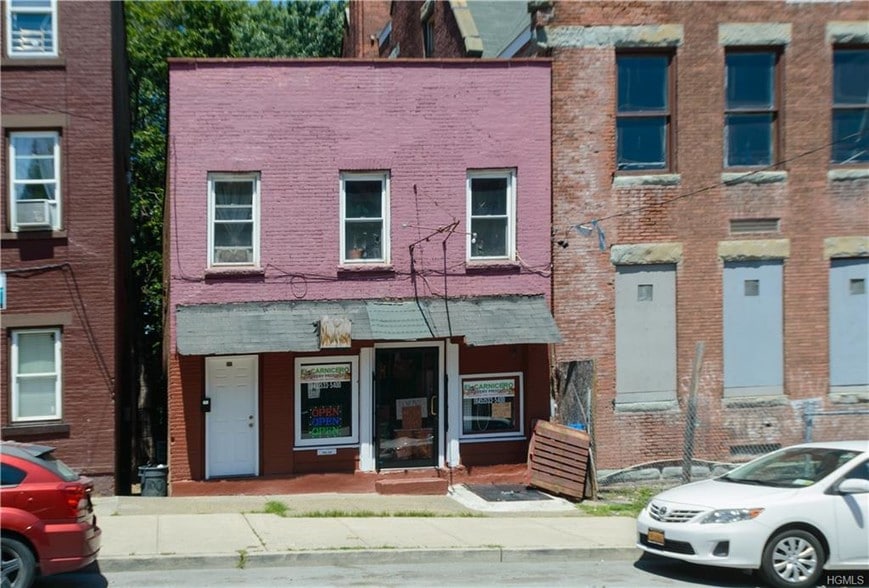 100 Renwick St, Newburgh, NY 12550