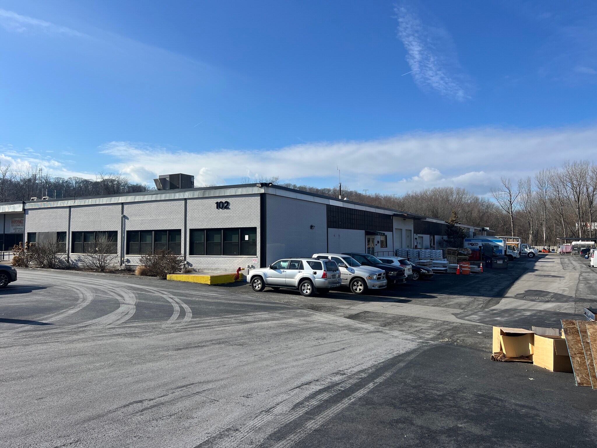 102 Fairview Park Dr, Elmsford, NY for lease Building Photo- Image 1 of 24