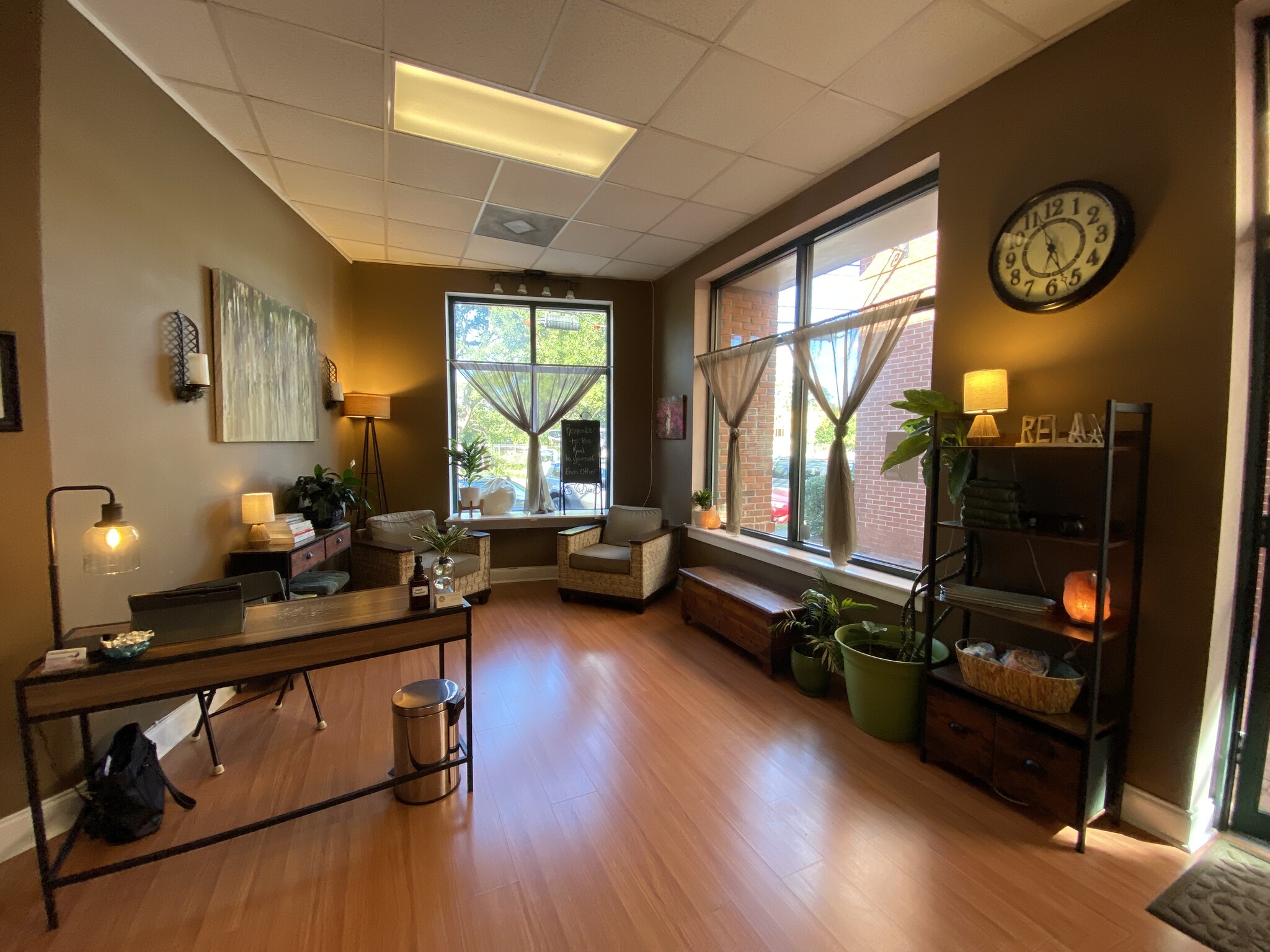 237 S Cedar St, Summerville, SC for lease Interior Photo- Image 1 of 12