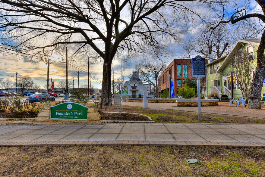 813 S Church St, Georgetown, TX for sale - Primary Photo - Image 1 of 3