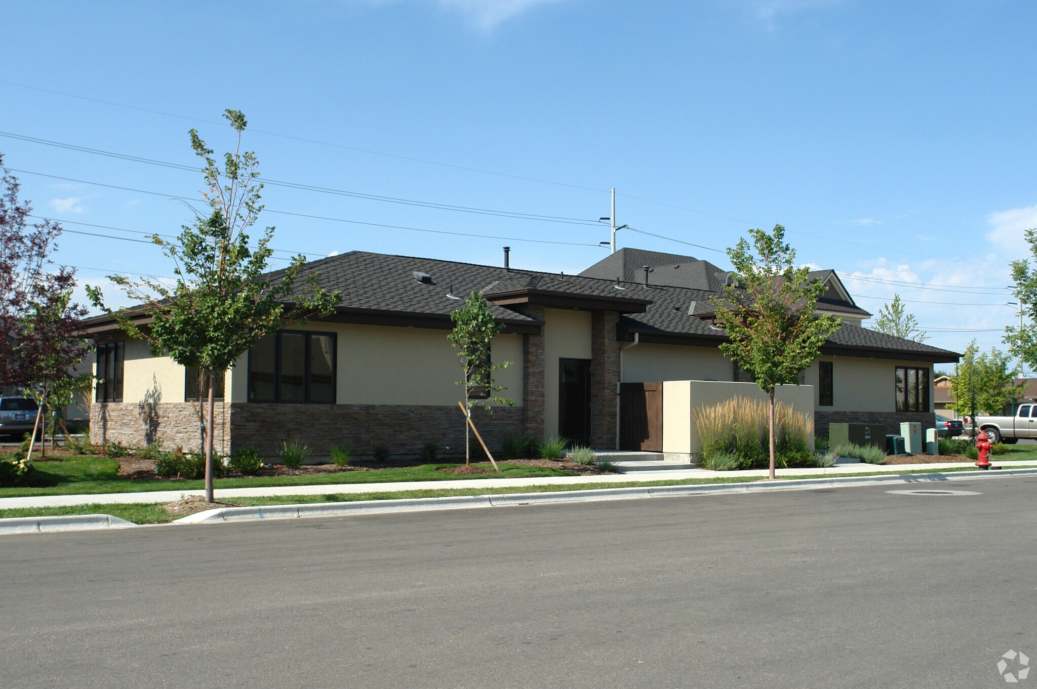 911 E Winding Creek Dr, Eagle, ID for sale Primary Photo- Image 1 of 1