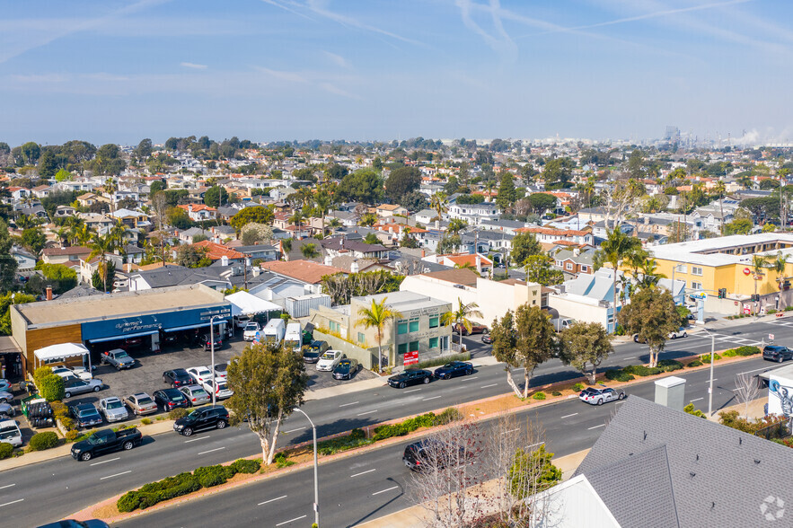 1721-1725 N Sepulveda Blvd, Manhattan Beach, CA for sale - Aerial - Image 3 of 4