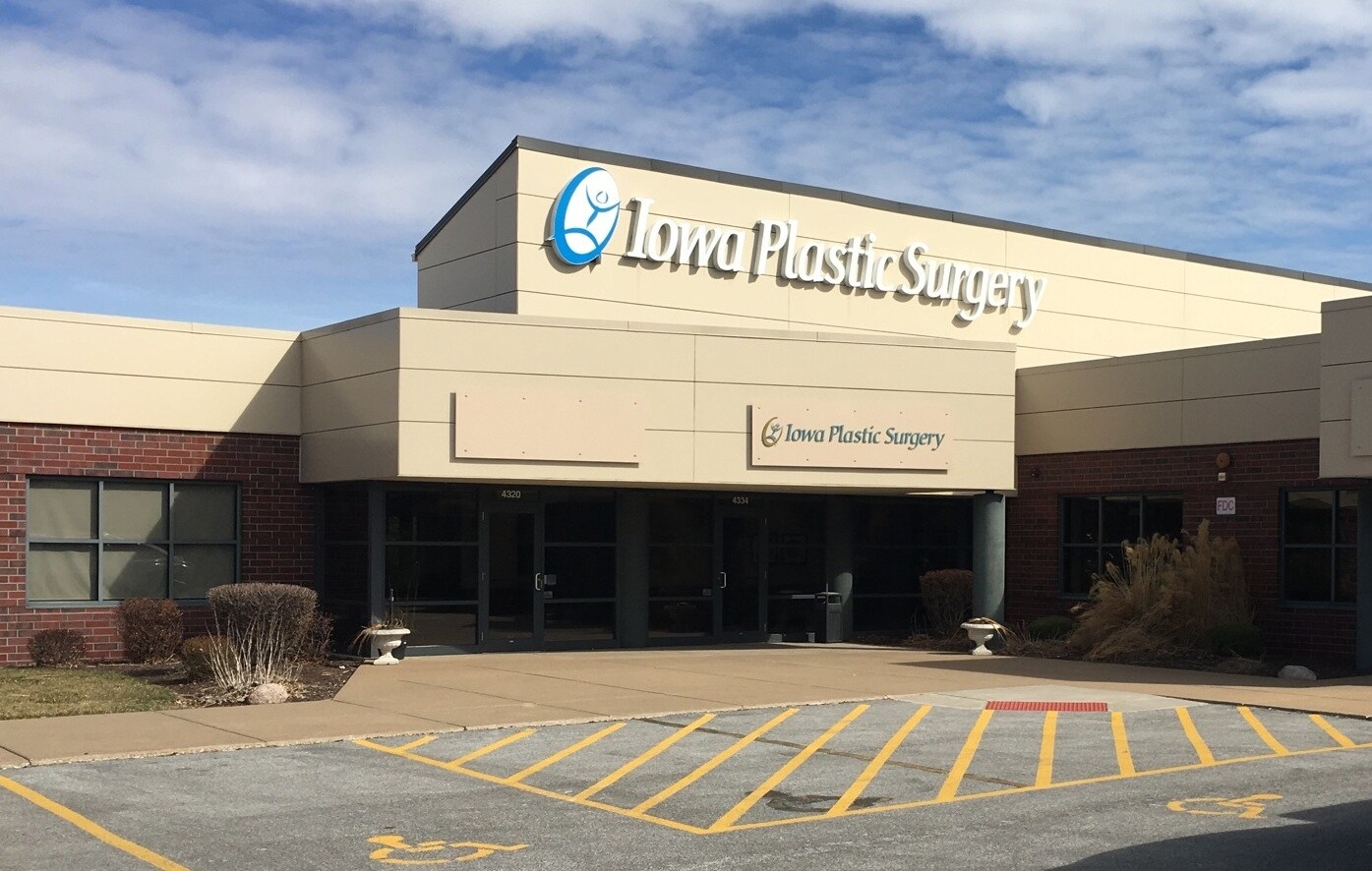 4310-4350 E 53rd St, Davenport, IA for sale Building Photo- Image 1 of 1