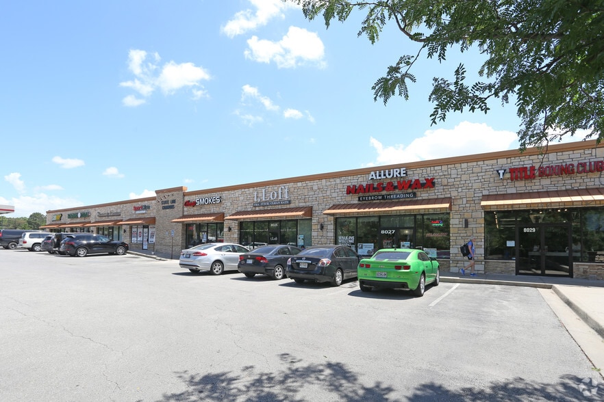 8015-8029 State Line Rd, Kansas City, MO for lease - Building Photo - Image 2 of 3