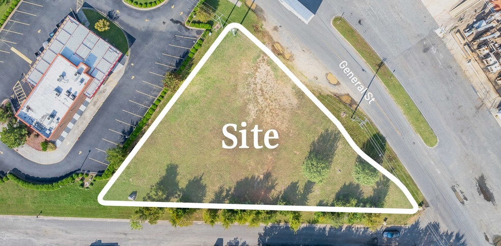 13211 General Dr, Charlotte, NC for lease - Building Photo - Image 3 of 4