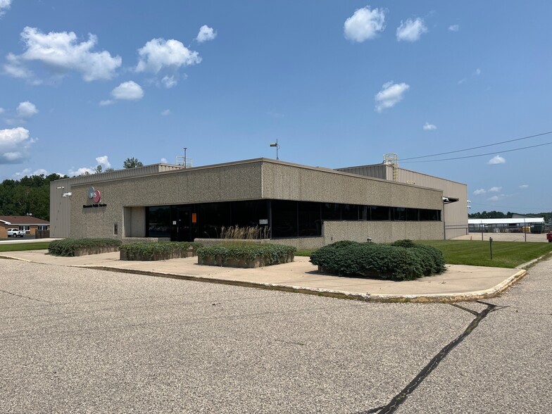 912 Main St, Wausaukee, WI for sale - Building Photo - Image 2 of 20