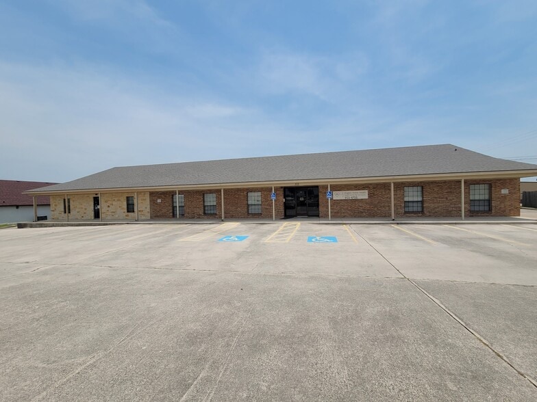 333 Indian Trl, Harker Heights, TX for sale - Building Photo - Image 1 of 2