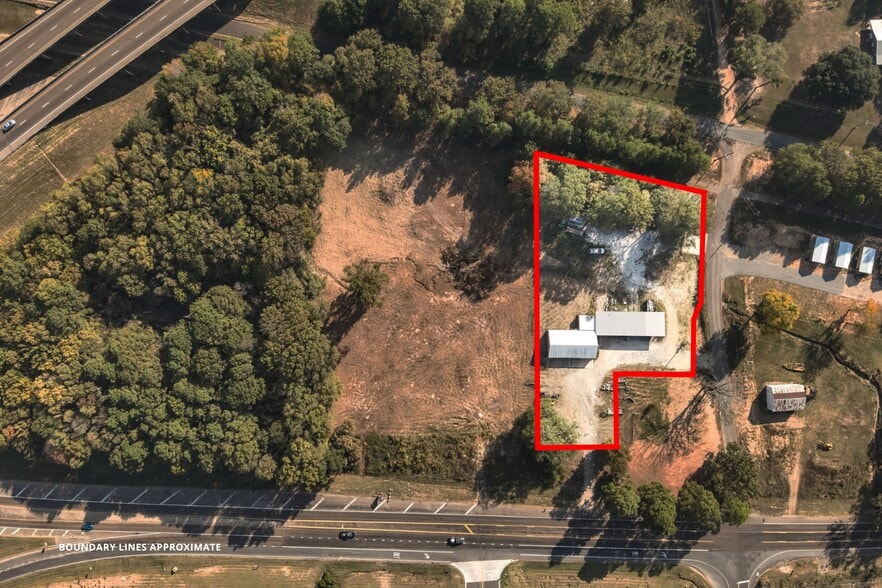 1.46 +/- acres 82 hwy, New Boston, TX for sale - Primary Photo - Image 1 of 2