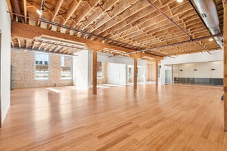 1143 W Rundell Pl, Chicago, IL for lease Interior Photo- Image 1 of 14