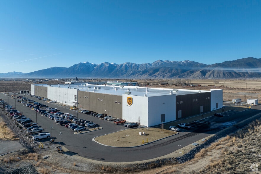 2453 Heybourne Rd, Minden, NV for lease - Building Photo - Image 2 of 6