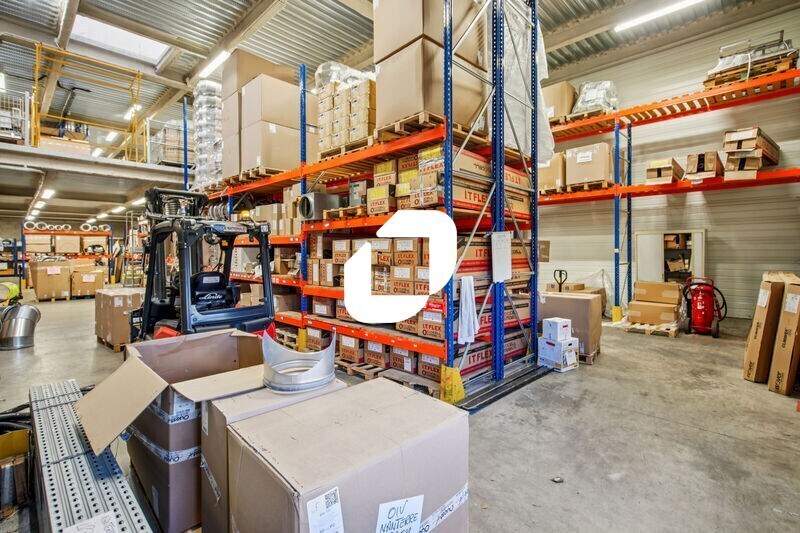 Flex in Nanterre for lease Interior Photo- Image 1 of 13