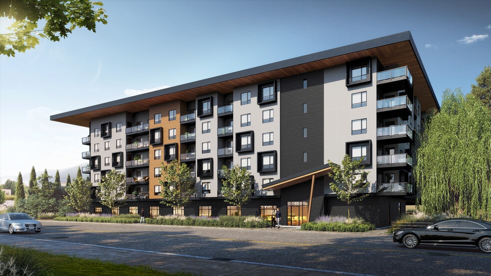 1260 10 Av SW, Salmon Arm, BC for lease - Primary Photo - Image 1 of 1