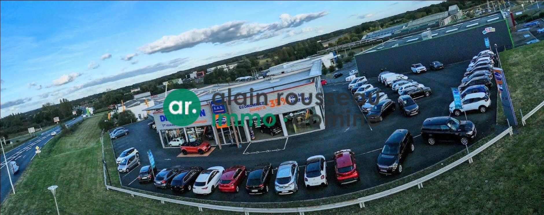Retail in Cholet for lease Building Photo- Image 1 of 9