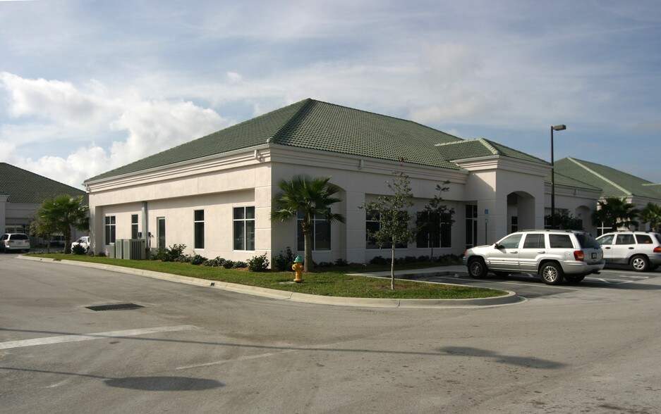 7165 Murrell Rd, Viera, FL for sale - Primary Photo - Image 1 of 1