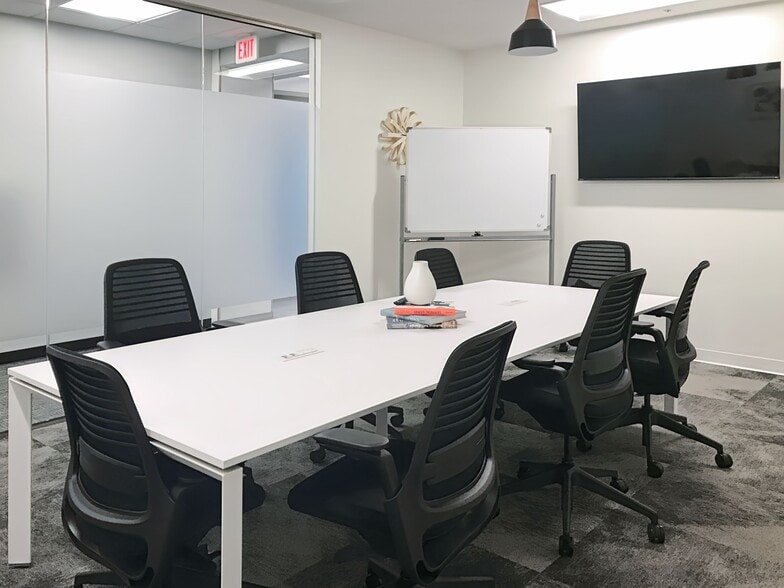 145 Bear Crossing, Mount Juliet, TN for lease - Interior Photo - Image 1 of 14