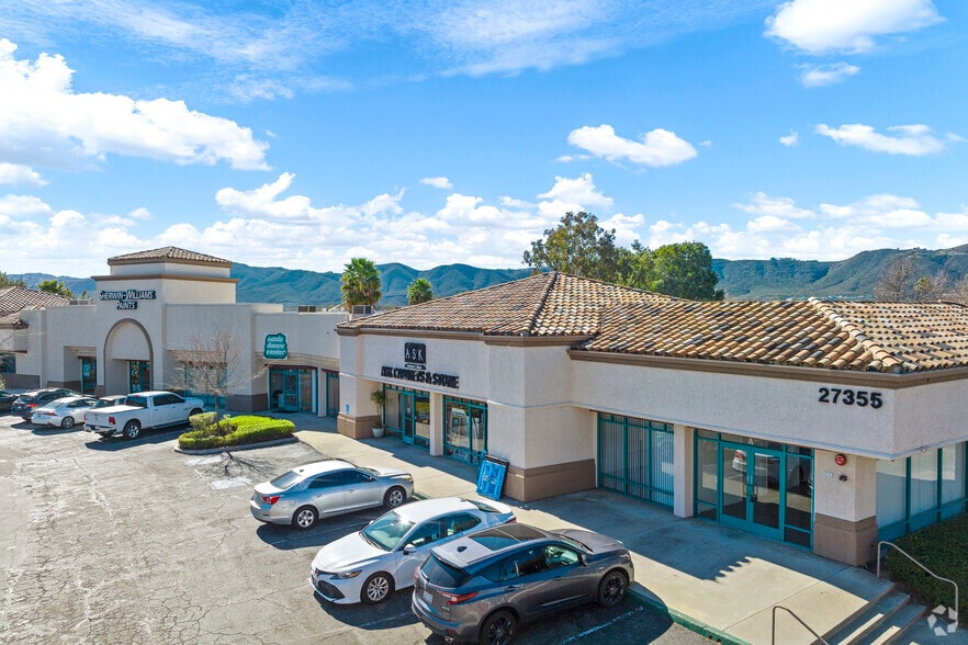 27345-27375 Jefferson Ave, Temecula, CA for lease - Building Photo - Image 2 of 18