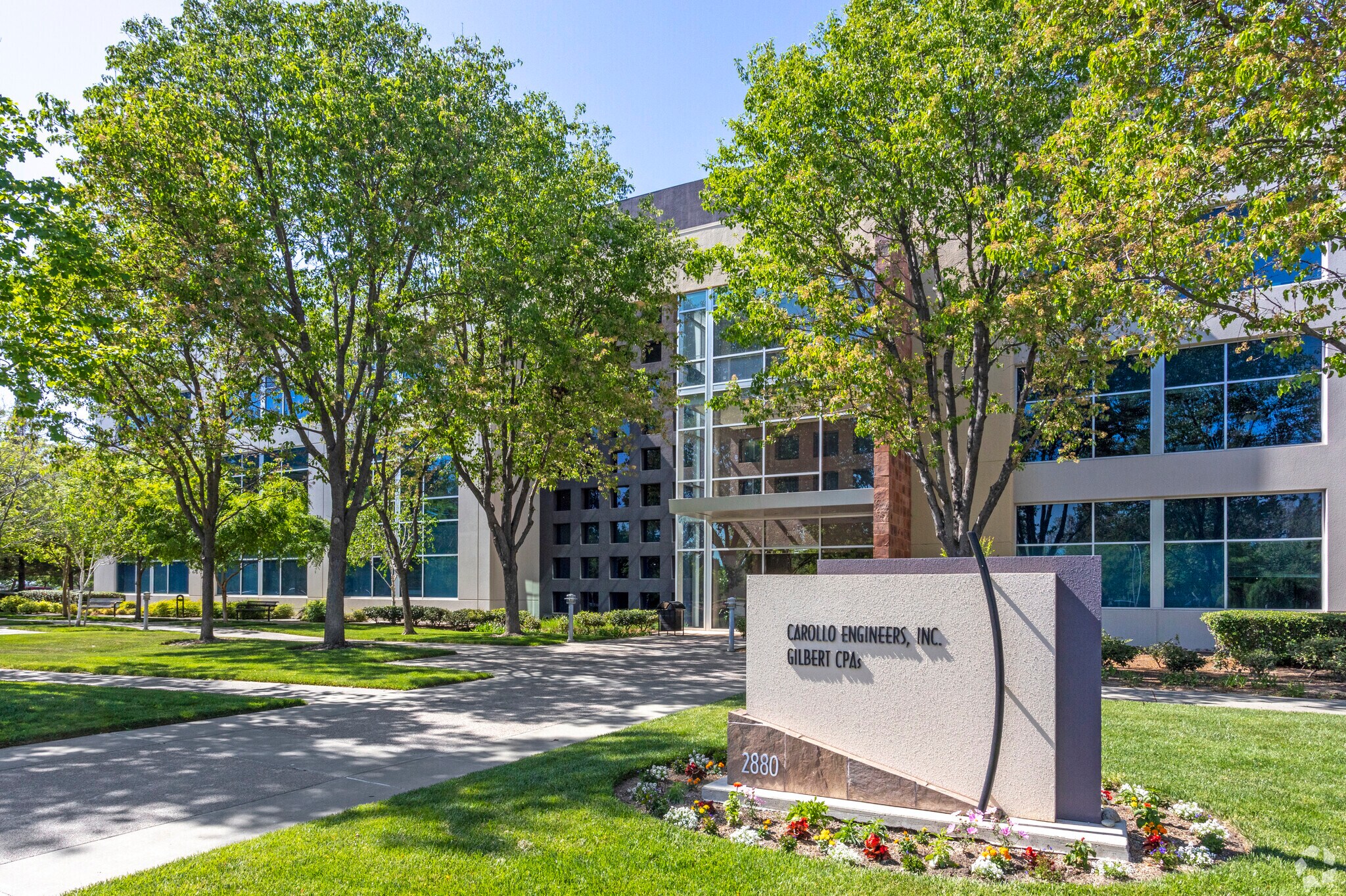 2880 Gateway Oaks Dr, Sacramento, CA for lease Primary Photo- Image 1 of 6