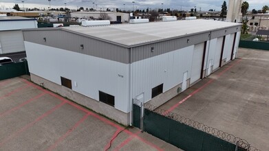 7022-7026 W Pershing Ct, Visalia, CA for lease Building Photo- Image 1 of 4