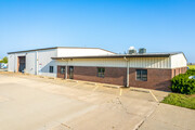 2800 SE Gateway Dr, Grimes IA - Warehouse