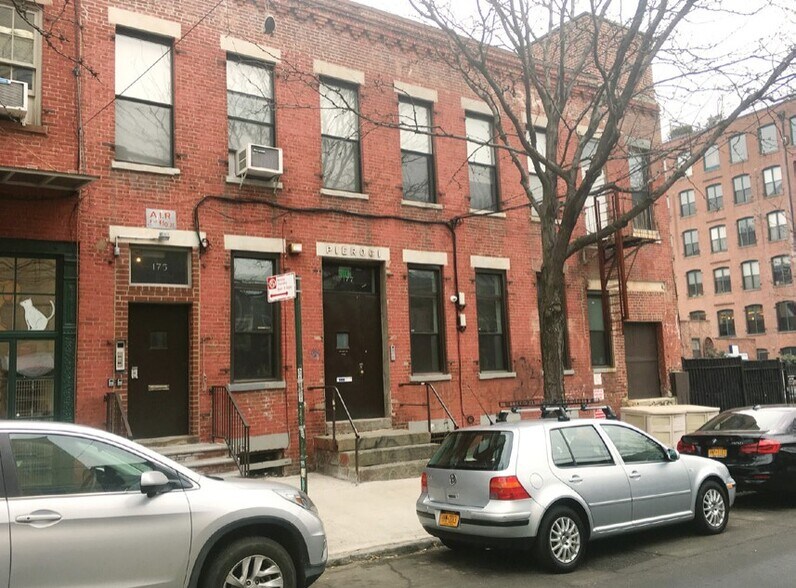 177 N 9th St, Brooklyn, NY for sale - Primary Photo - Image 1 of 1