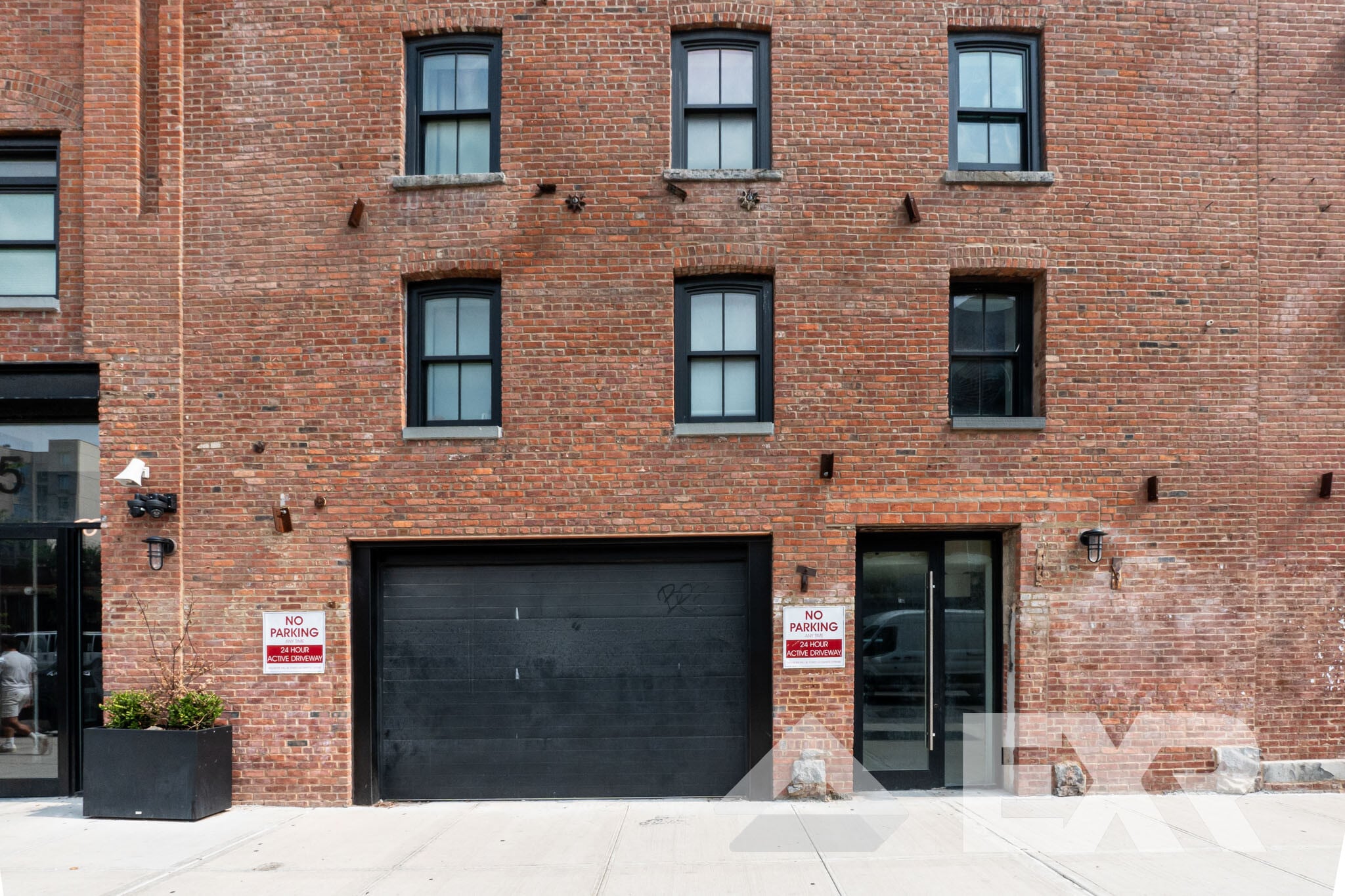 945 Bergen St, Brooklyn, NY for lease Building Photo- Image 1 of 9