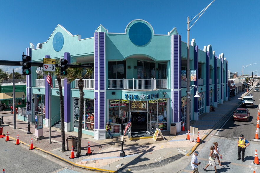 901 Main St, Daytona Beach, FL for lease - Primary Photo - Image 1 of 15
