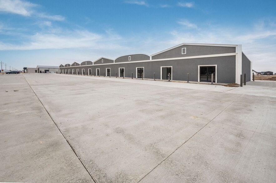 8700 Clinton Glen, Amarillo, TX for lease - Building Photo - Image 2 of 6