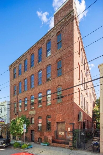 60 Union St, Newark, NJ for sale - Building Photo - Image 1 of 1