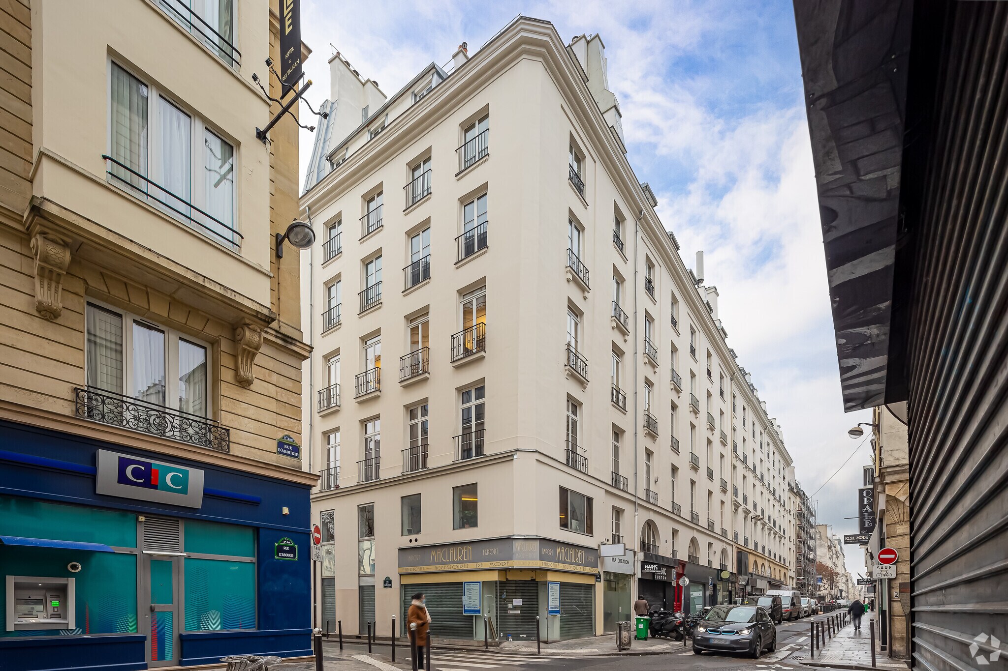 104 Rue D'Aboukir, Paris for lease Primary Photo- Image 1 of 22