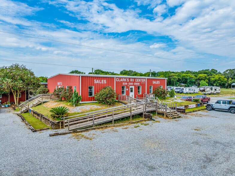 1824 Alabama River Pky, Millbrook, AL for sale - Building Photo - Image 2 of 7