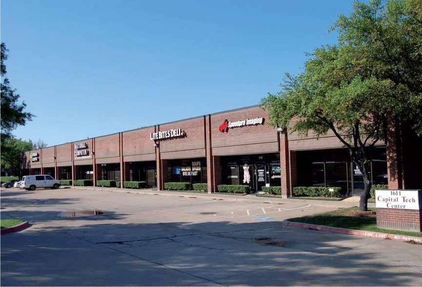 1611 N Interstate 35E, Carrollton, TX for lease - Building Photo - Image 1 of 15