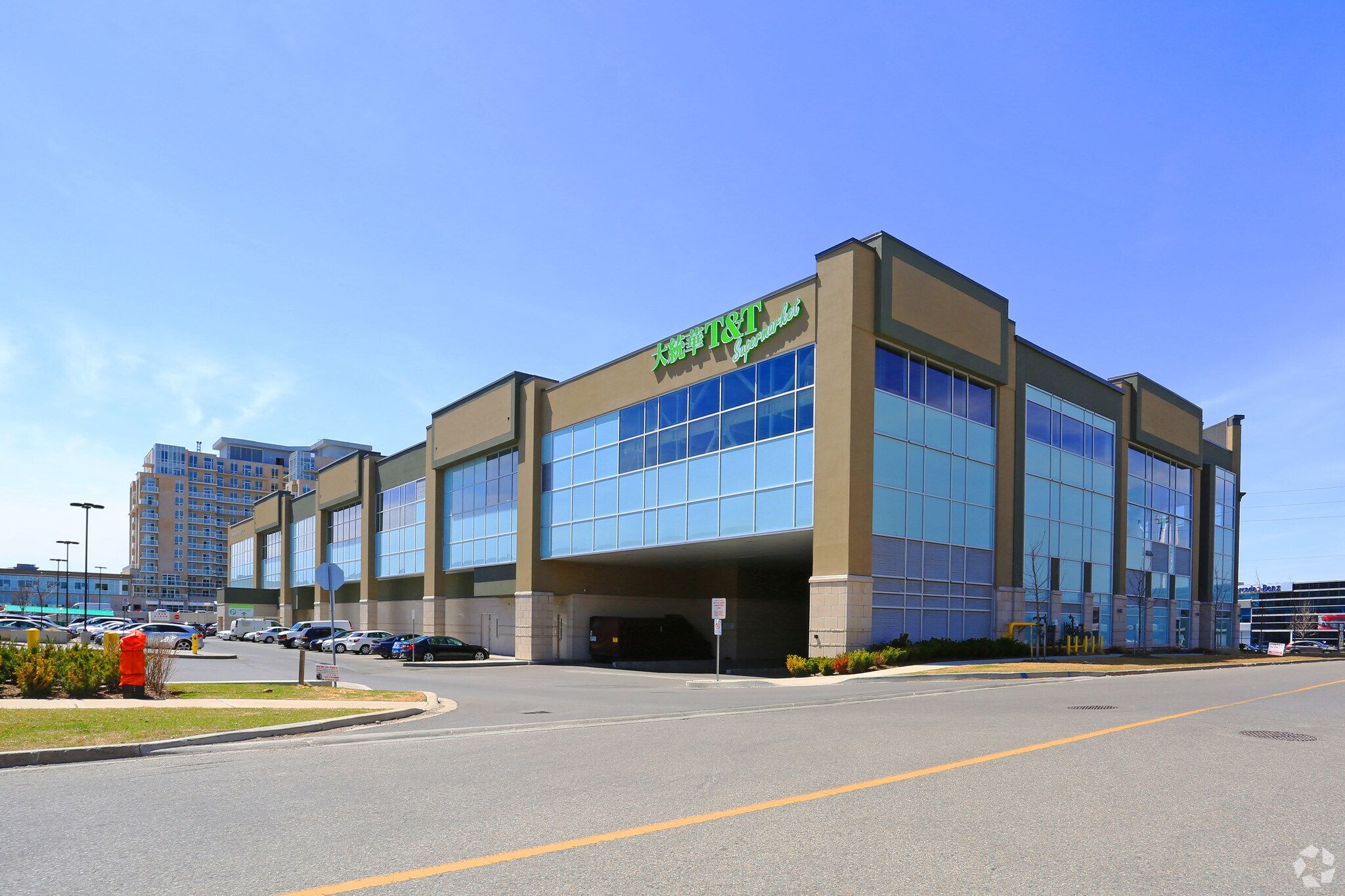 8339 Kennedy Rd, Markham, ON L3R 0P5 South Unionville Square