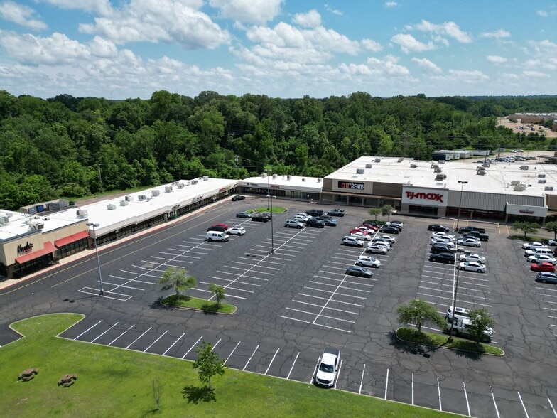 3403 Pemberton Square Blvd, Vicksburg, MS for lease - Building Photo - Image 3 of 13