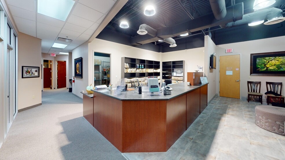 7560 Red Bug Lake Rd, Oviedo, FL for lease - Interior Photo - Image 2 of 10