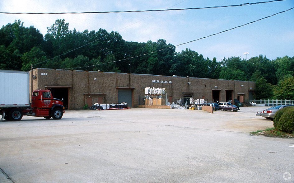 1840 Tucker Industrial Rd, Tucker, GA for lease - Building Photo - Image 2 of 8