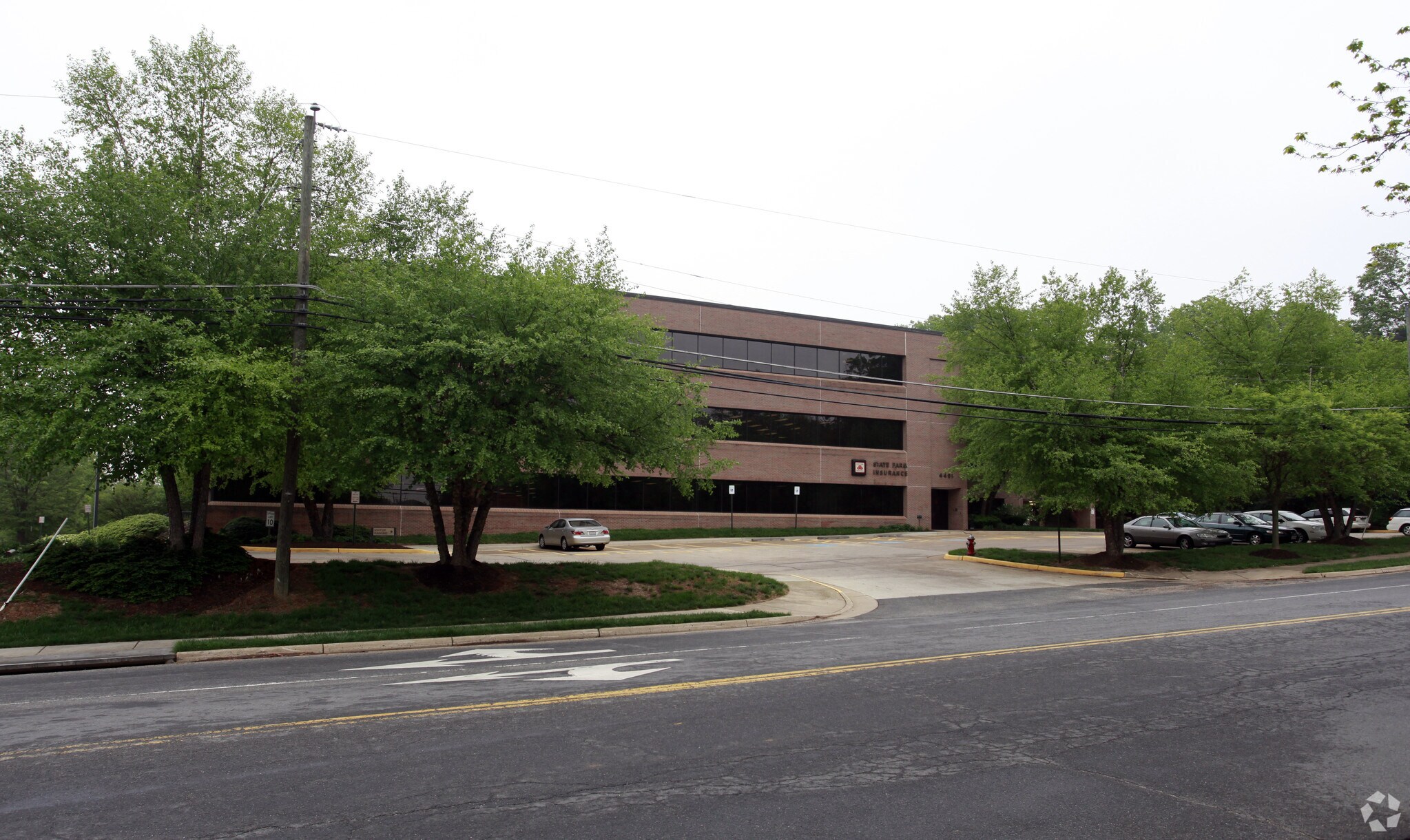 4401 Village Dr, Fairfax, VA for sale Primary Photo- Image 1 of 1