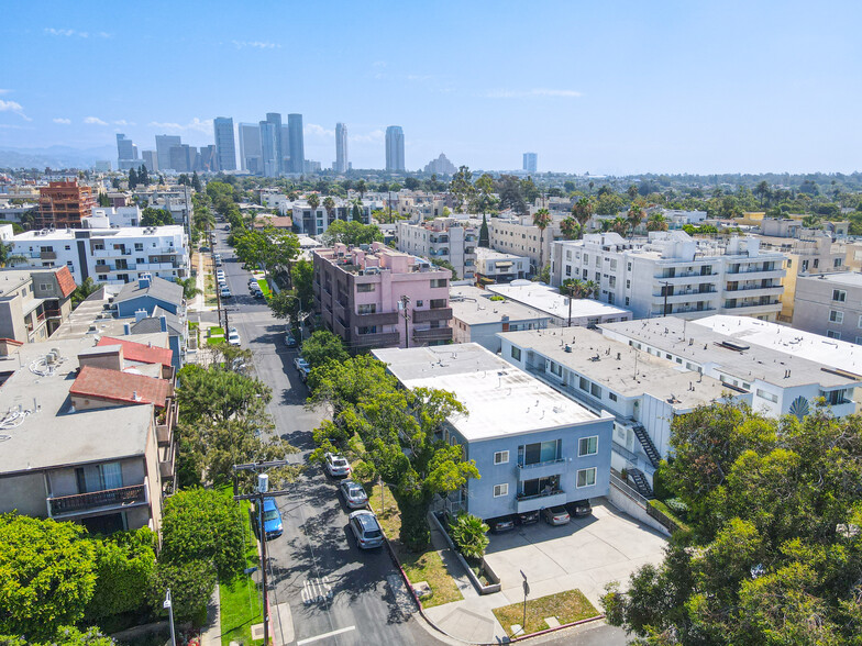 10786 Missouri Ave, Los Angeles, CA for sale - Building Photo - Image 3 of 12