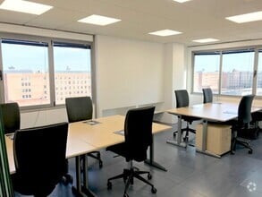 Calle Poeta Joan Maragall, 38, Madrid, Madrid for lease Interior Photo- Image 2 of 8