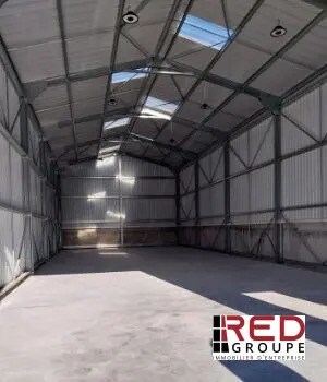Industrial in Septèmes-les-Vallons for lease - Building Photo - Image 1 of 4
