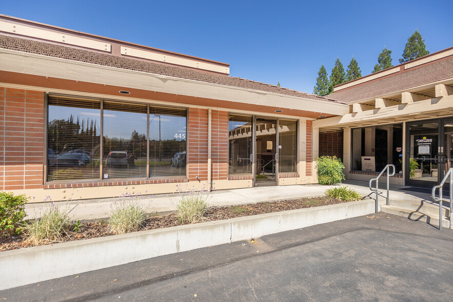 455 Watt Ave, Sacramento, CA for lease - Building Photo - Image 2 of 5