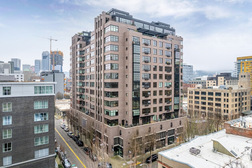 333-347 NW 9th Ave, Portland, OR for sale - Building Photo - Image 3 of 4